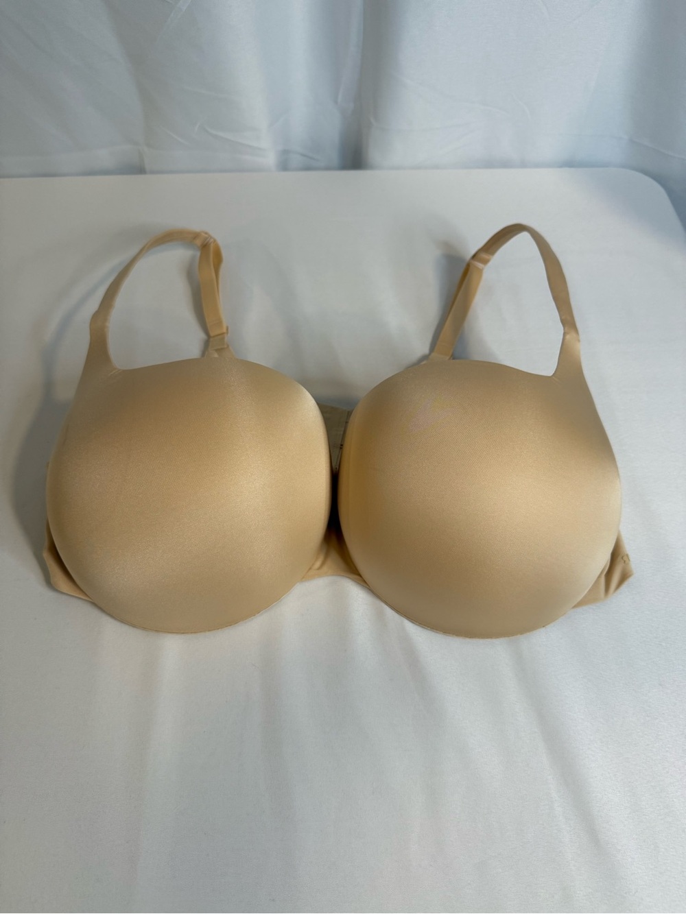 NWT SKIMS Smooth Nude T-Shirt Bra